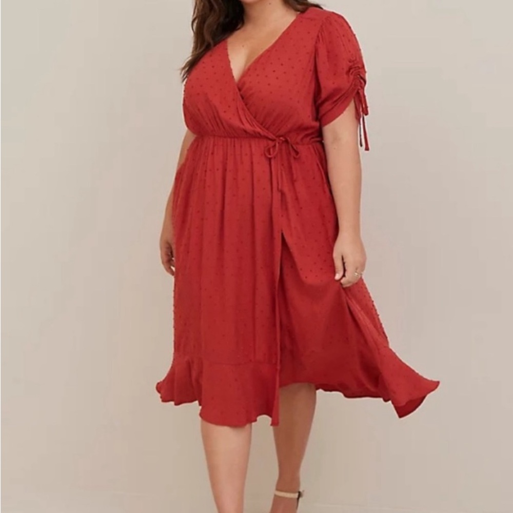 NWT Torrid 1 MIDI SWISS LINEN SURPLICE DRESS